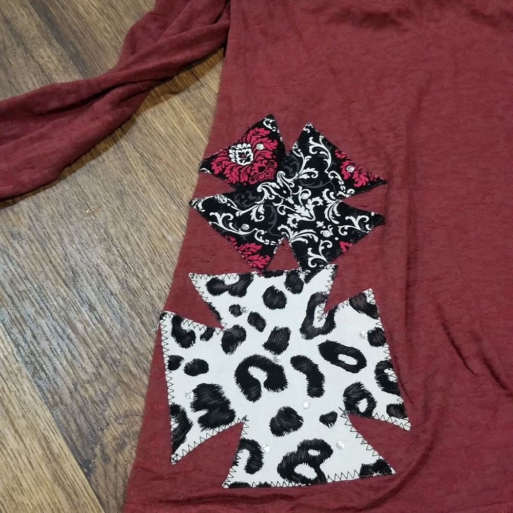 Tee - Picture 3 of 3